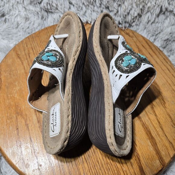 Clarks Artisan Sandals Womens Size 6M Lea White Suede Leather Latin Circle Flats - Picture 5 of 8